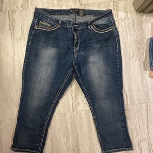 Love Indigo size 16 capri jeans